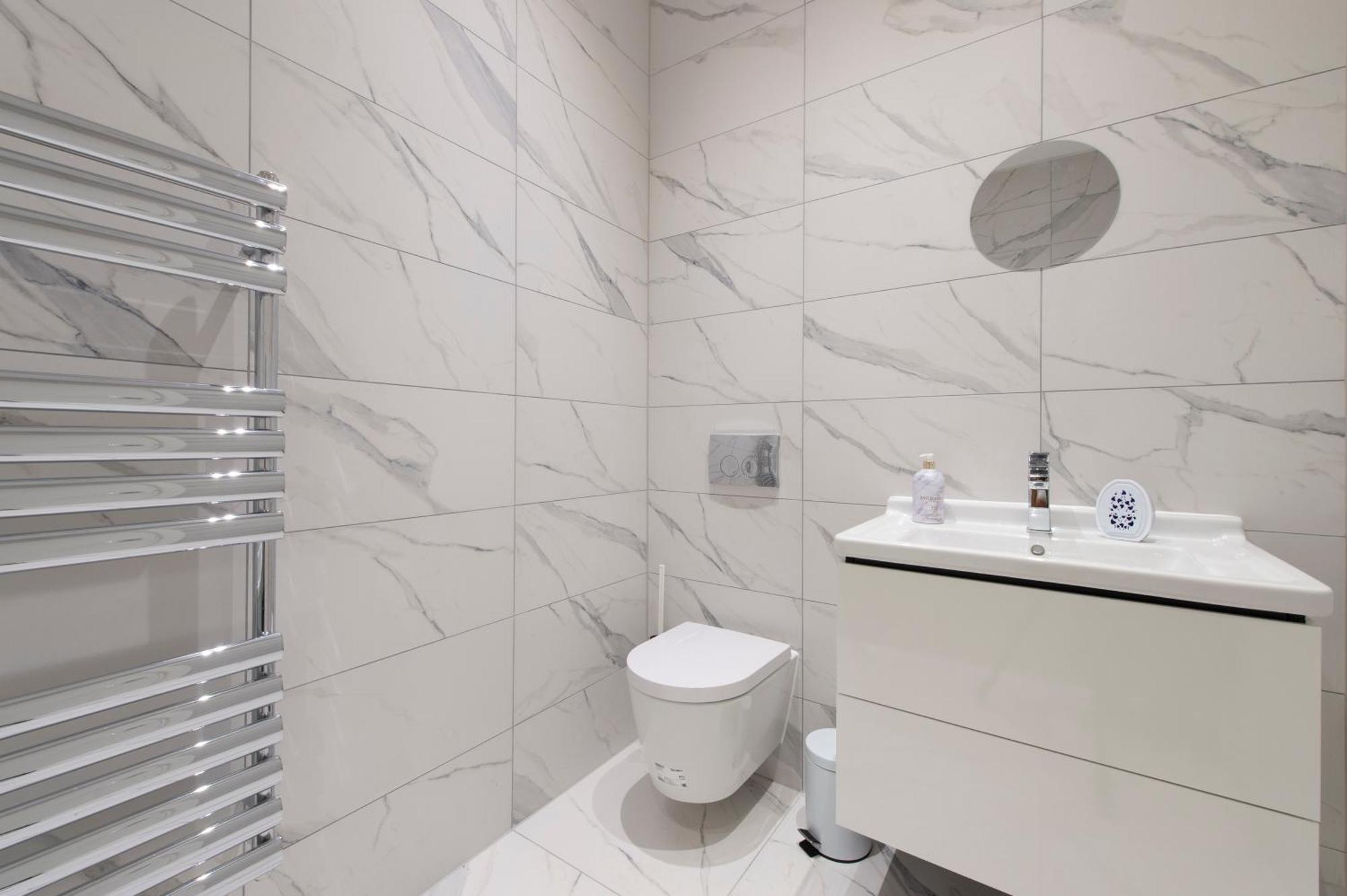 Exquisite 3Br Duplex Period Conversion, Air-Con & Amenities Лондон Екстериор снимка